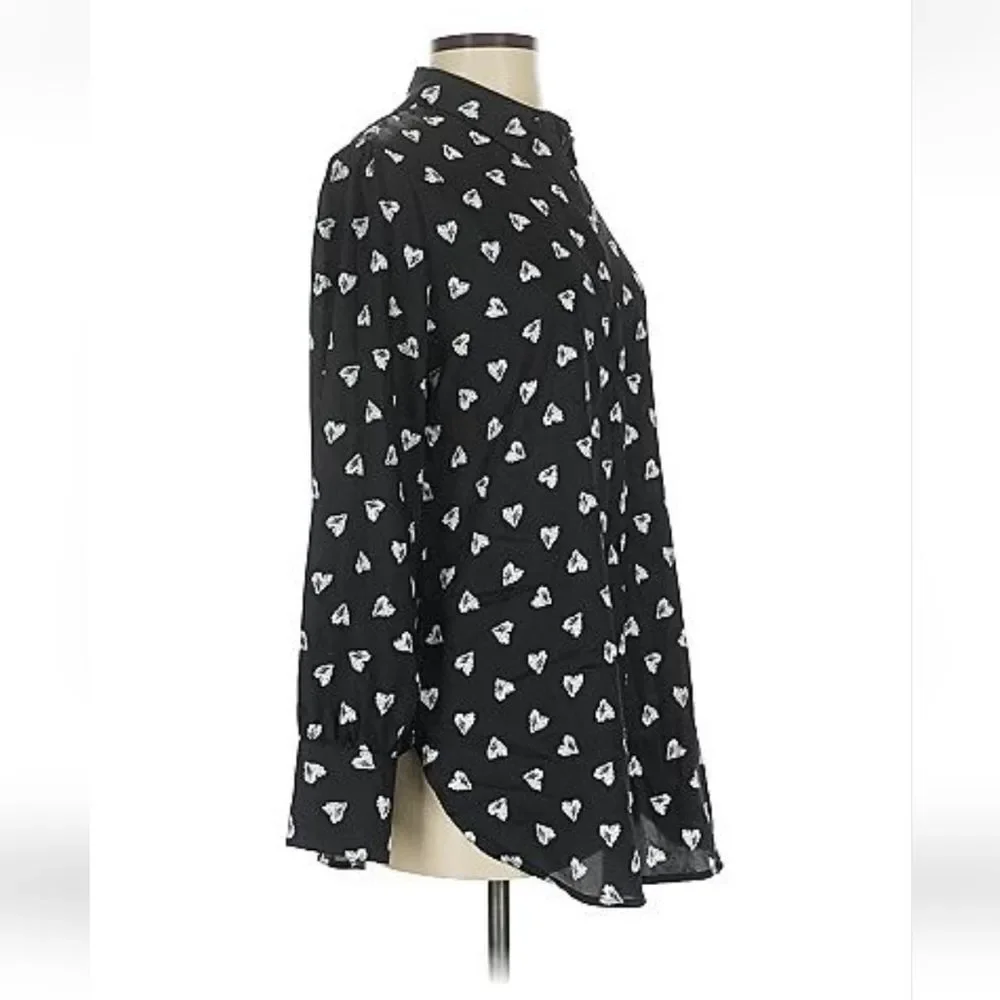 Chico's  heart print Button Up Blouse Valentines Day